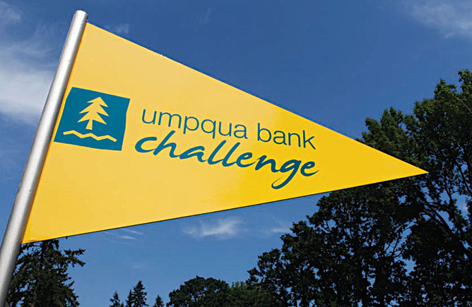 2013.08.05-Umpque Bank Volunteering